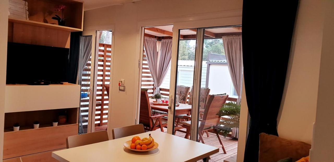 Mobile Home Sweet Summer Biograd Na Moru Buitenkant foto