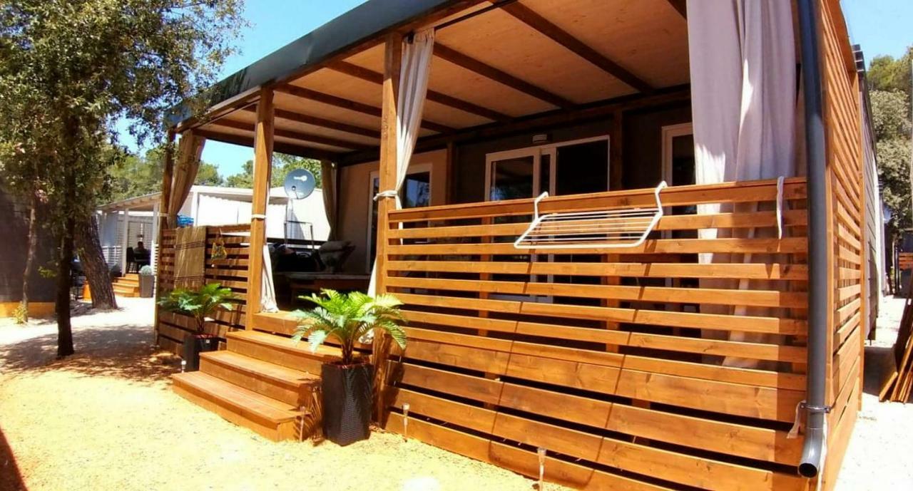 Mobile Home Sweet Summer Biograd Na Moru Buitenkant foto